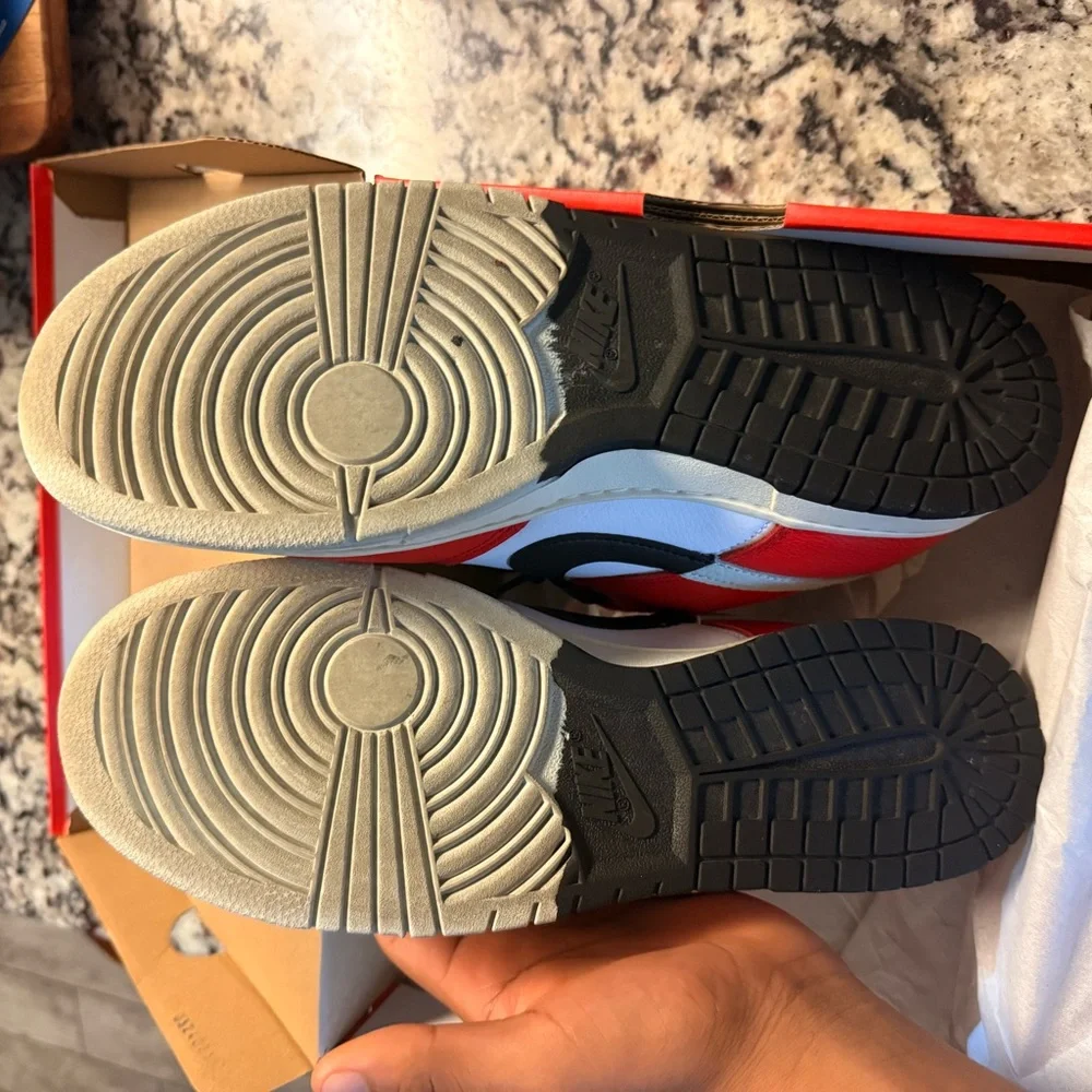 Dunks - Picture 2 of 3